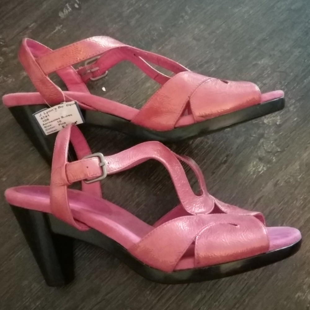 Aerosols Sandals
